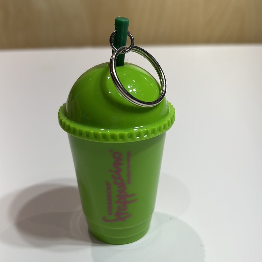 Starbucks keychains - Picture 7 of 9